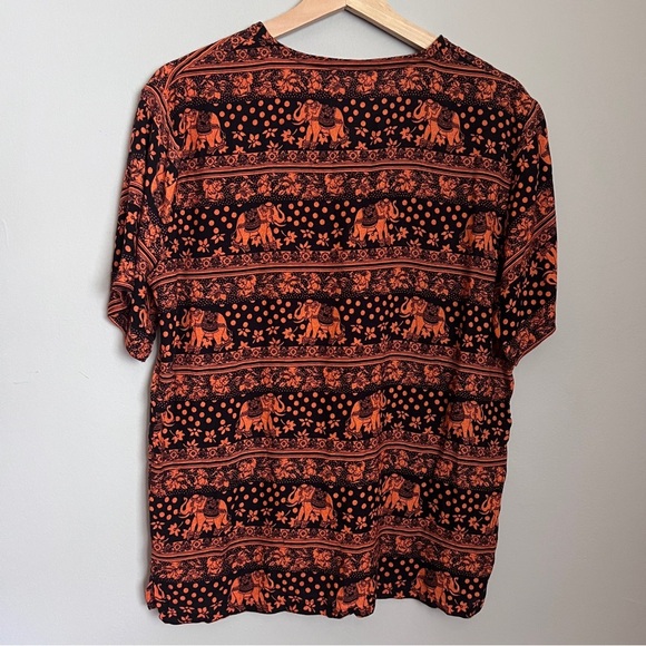 Black and Orange Elephant Print Top Size Large EUC - Picture 3 of 3